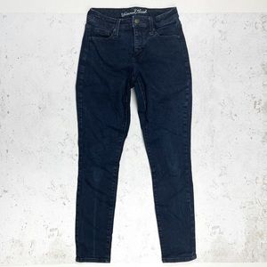 Universal Threads Jeans Darn Denim High Rise Skinny Size 4